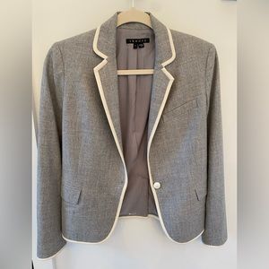 Theory women’s grey wool blazer with single button